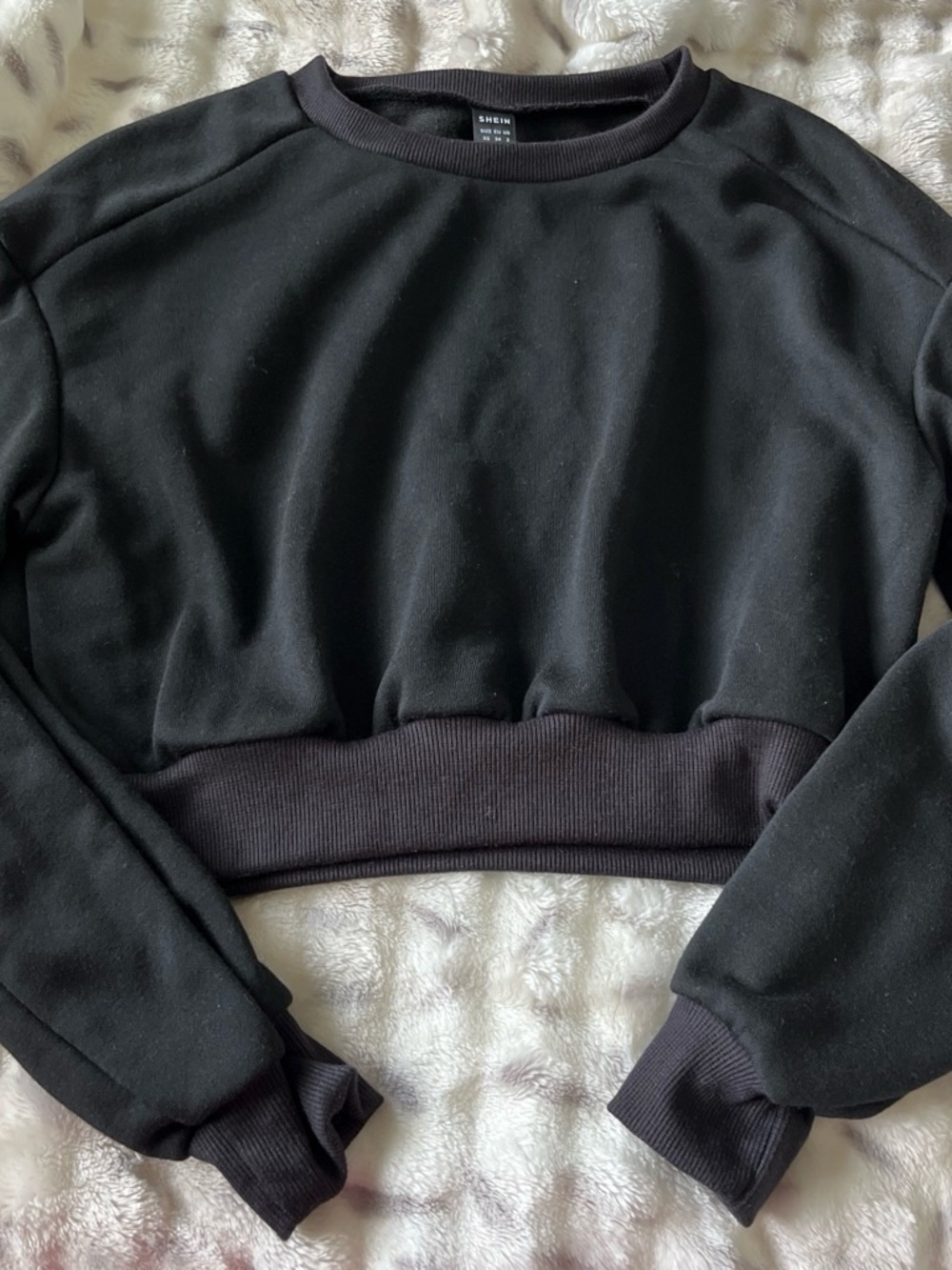 Shein Women's XS Black Cropped Sweater